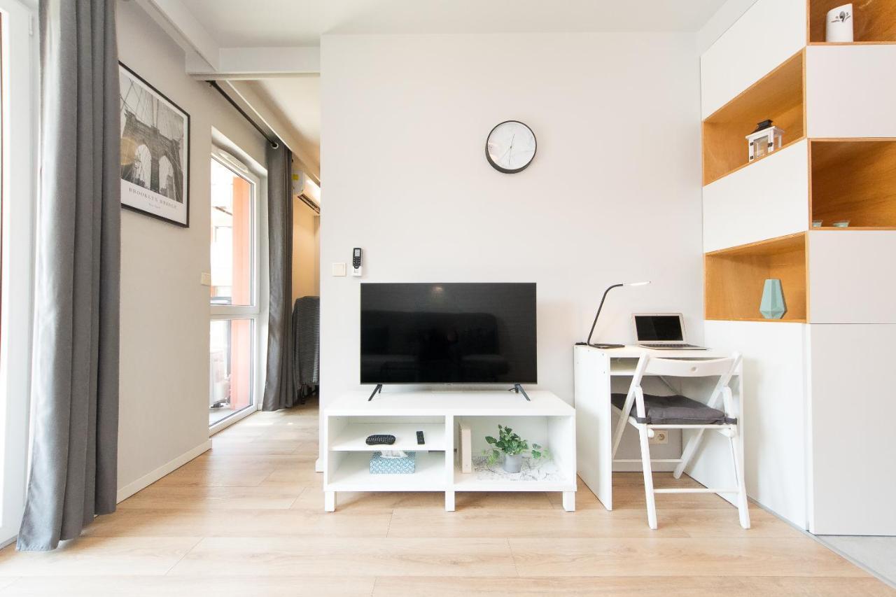 Main Trainstation One Bedroom Ac P4You Pl Krakow Exterior photo
